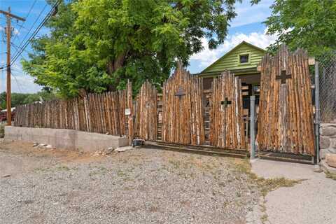 2 State Hwy 75, Dixon, NM 87527
