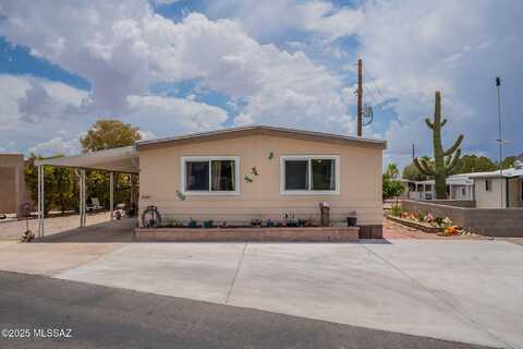 5541 W Tumbling F Street, Tucson, AZ 85713