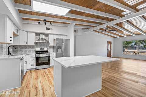 4158 E Flower Street, Tucson, AZ 85712