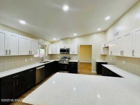 5268 E 17th Street, Tucson, AZ 85711