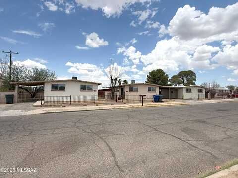 2300 S 7th Avenue, Tucson, AZ 85713