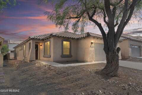 91 W Calle Mantilla, Sahuarita, AZ 85629