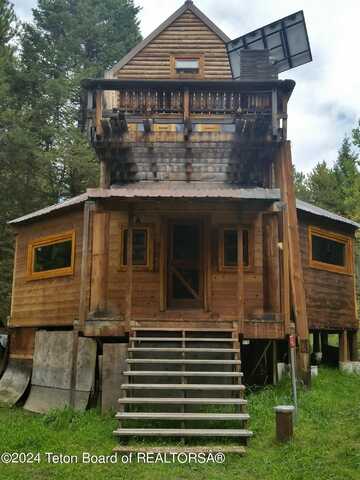 141 W 12250 N, Tetonia, ID 83452