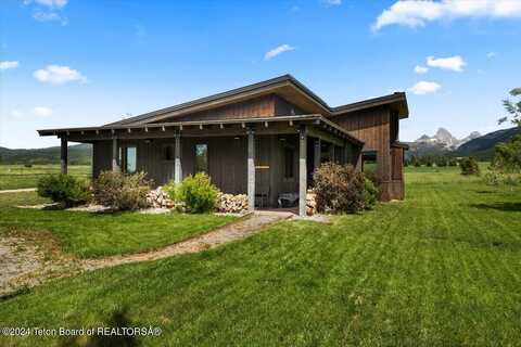 235 MERIWETHER Circle, Alta, WY 83414
