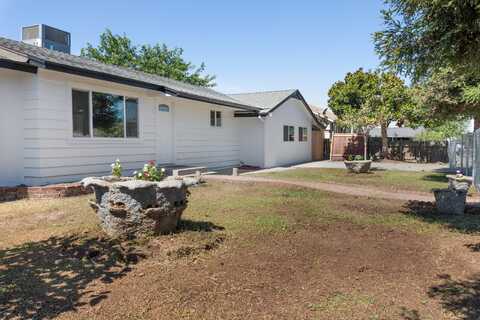 23647 Ave 94, Terra Bella, CA 93270