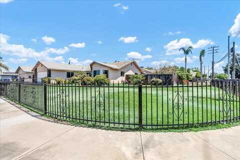 1295 W Oakland Avenue, Tulare, CA 93274