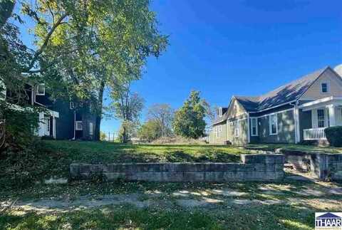 531 S 5th Street, Terre Haute, IN 47802