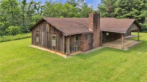 501 Dale Woodie Road, Laurel Springs, NC 28644