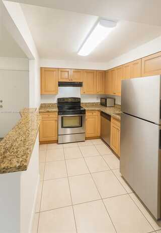 5122 NW 79th Avenue, Doral, FL 33166