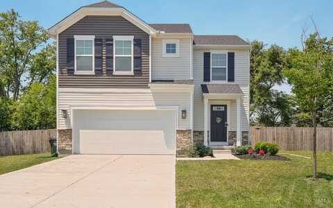76 Meadowgate Court, Farmersville, OH 45325