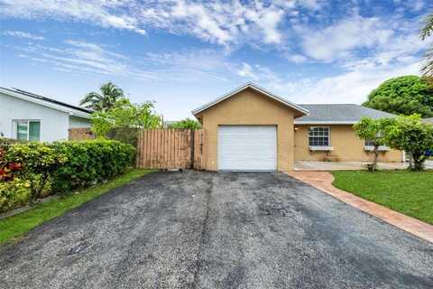 7209 SW 3rd Ct, North Lauderdale, FL 33068