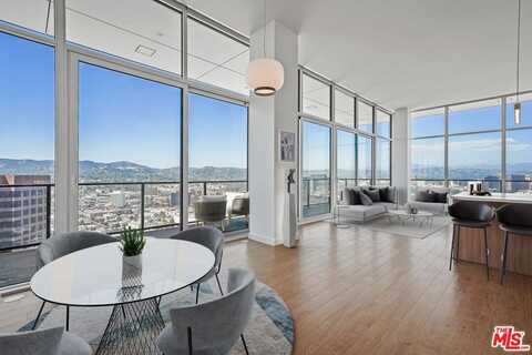 11750 SW Wilshire Blvd, Los Angeles, CA 90025