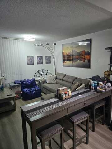 16450 NW 2nd Ave, Miami, FL 33169