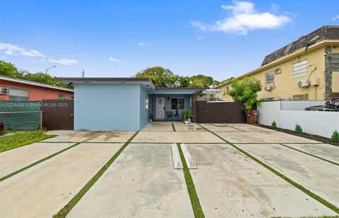 938 SE 12th St, Hialeah, FL 33010