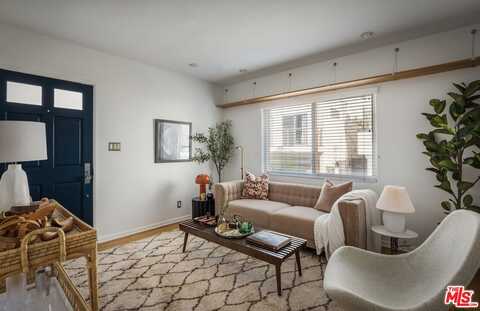 122 Thornton Pl, Venice, CA 90291