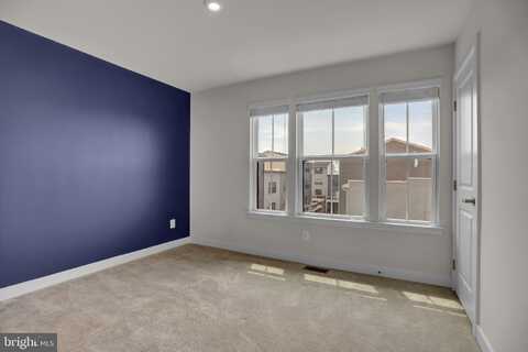 1927 FOUR ROSES ST, BALTIMORE, MD 21222