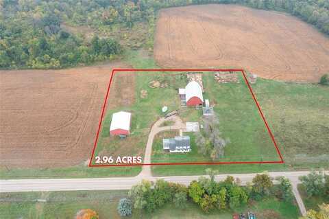 4100 Greens Grove Road, Center Point, IA 52213