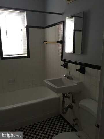 1724 N QUINN STREET, ARLINGTON, VA 22209