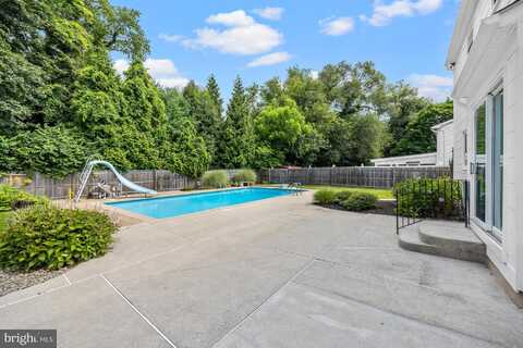 1869 W POINT DRIVE, CHERRY HILL, NJ 08003