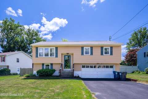 99 Fiddlers Lane, Colonie, NY 12110