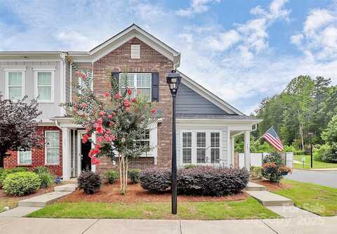 713 Henderson Valley Way, Belmont, NC 28012