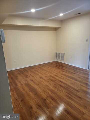 1045 PENDLETON COURT, VOORHEES, NJ 08043