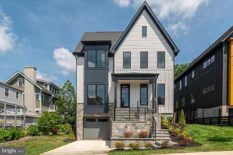 2615 3RD STREET N, ARLINGTON, VA 22201