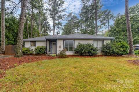 6808 Arroyo Drive, Charlotte, NC 28227