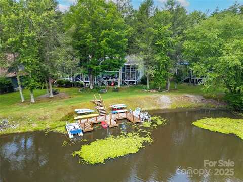 49 Lakeside Villas Drive, Brevard, NC 28712