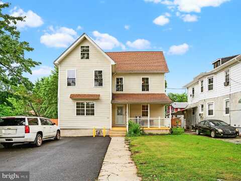 26 N ACADEMY AVENUE, GLENOLDEN, PA 19036