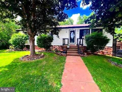 21 HEIGHTS COURT, ABBOTTSTOWN, PA 17301