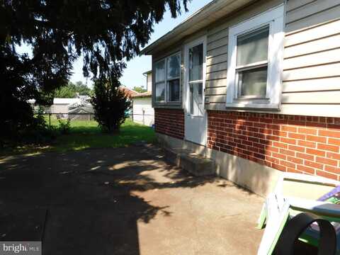 426 WYOMING AVENUE, HAGERSTOWN, MD 21740