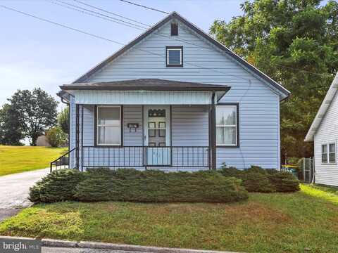 817 MAPLE STREET, WAYNESBORO, PA 17268