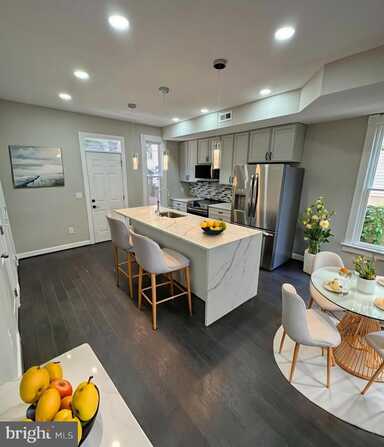 1358 VALLEY PLACE SE, WASHINGTON, DC 20020
