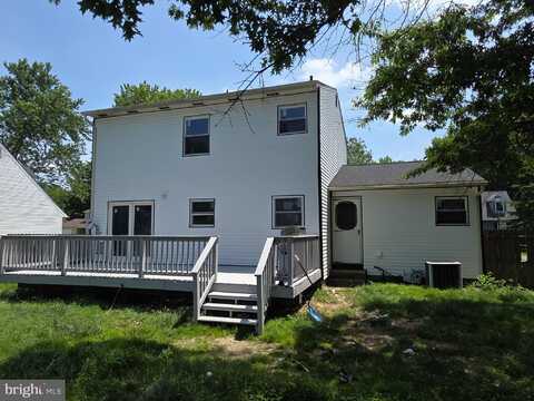41 MIDLAND DRIVE, NEWARK, DE 19713