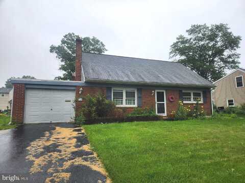 233 CARDINAL ROAD, LITITZ, PA 17543