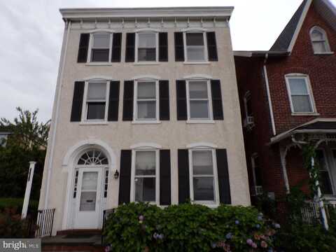 42 E 3RD STREET, BOYERTOWN, PA 19512