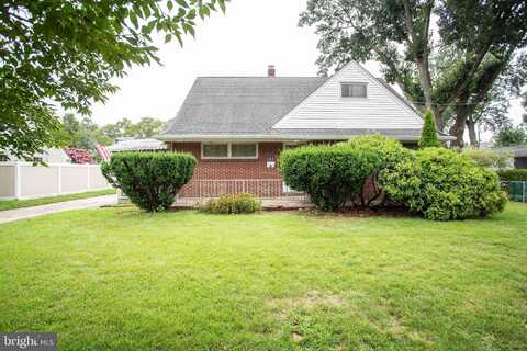 702 CEDAR STREET, RIVERTON, NJ 08077