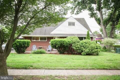 702 CEDAR STREET, RIVERTON, NJ 08077