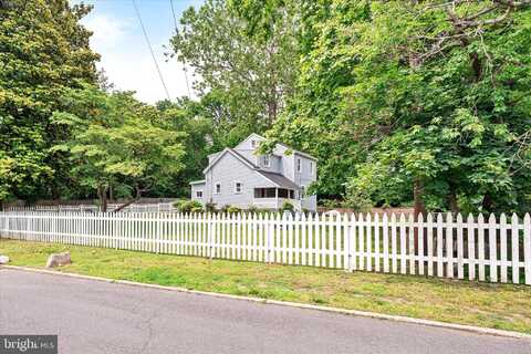 116 SCHOOL LANE, TRENTON, NJ 08618
