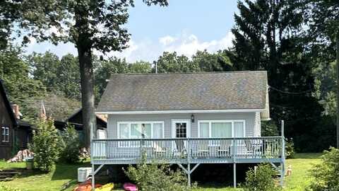 153 Cottage Road, Enfield, CT 06082