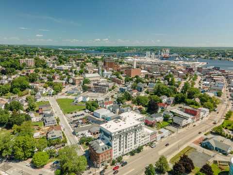 461 Bank Street, New London, CT 06320