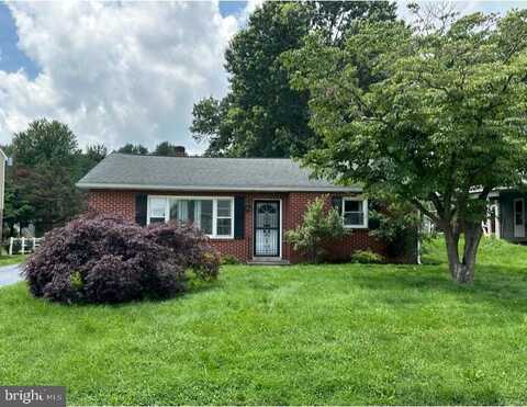 28 NURSERY LANE, LANCASTER, PA 17603