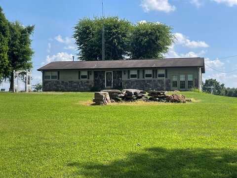3855 SULPHUR CREEK RD, BIG SANDY, TN 38221