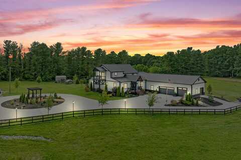 3358 Plateau Road, CROSSVILLE, TN 38571