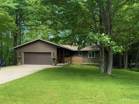714 W Jacker, Houghton, MI 49931