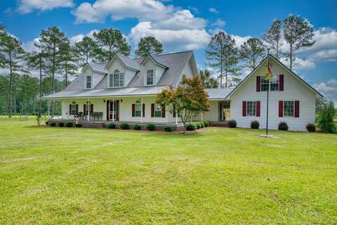 634 Alapaha River Dr, Alapaha, GA 31622