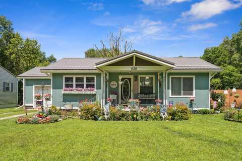 638 W Donald Street, Waterloo, IA 50703