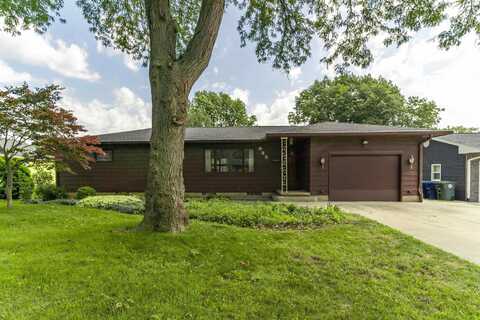 635 Alpine Drive, Waterloo, IA 50702