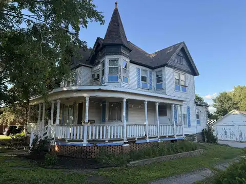 307 N Center Street, Marshalltown, IA 50158